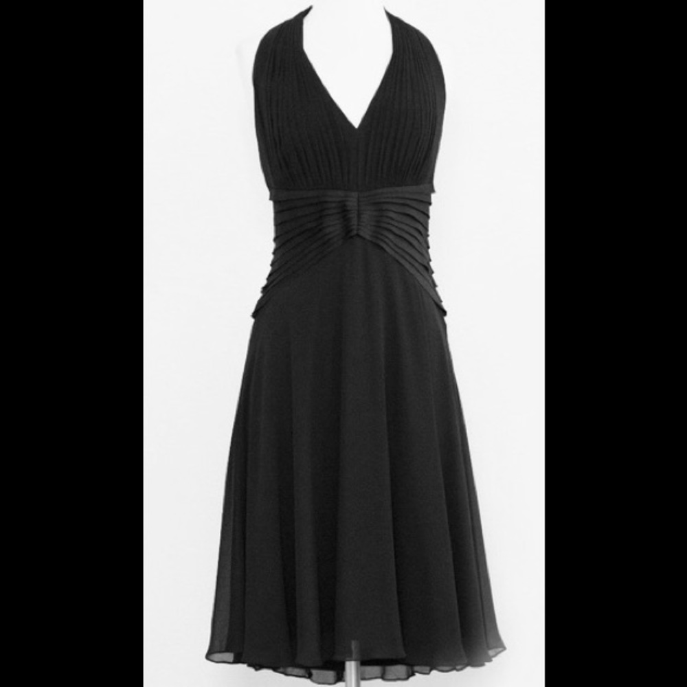 Exquisite Tadashi Black Silk Halter Dress
